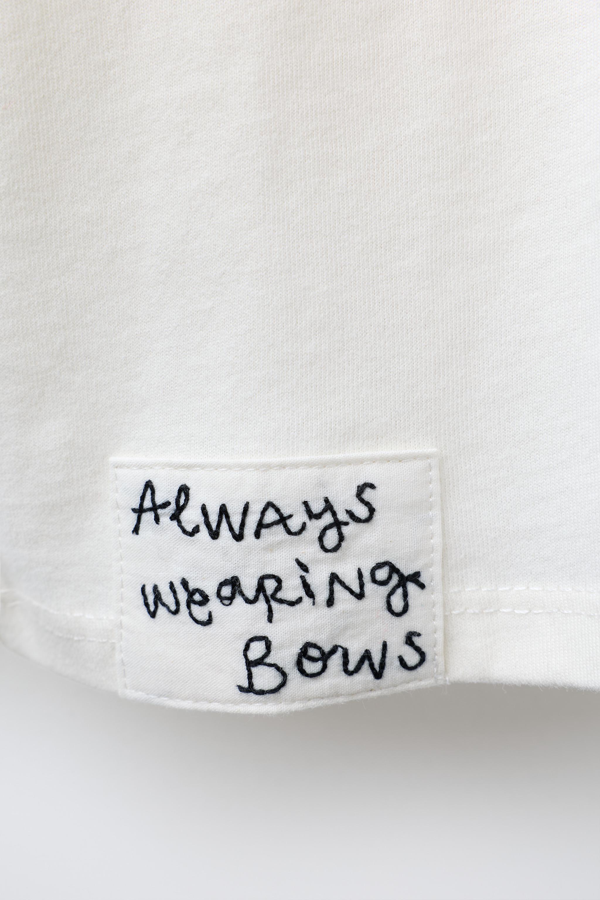 WATERCOLOR PRINT BOW T-SHIRT